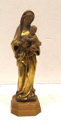Schöne kleine lourdes madonna - kleine,