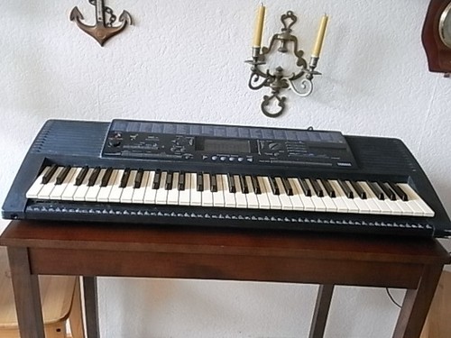 Yamaha portatone keyboard - yamaha, psr-