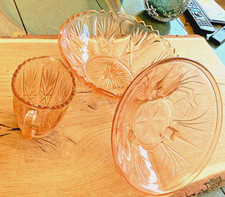 Art Deco Konvolut Pressglas antik rosa 2 x Schalen 1 x Milchkännchen TOP