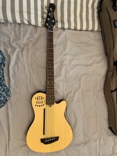 Godin A5 SA fretted Bass von