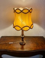 Florale Tischlampe Vintage