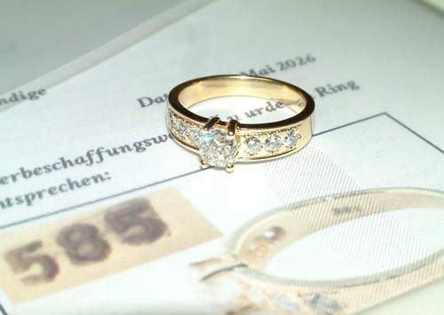 585 gold diamant solitär - 585,
