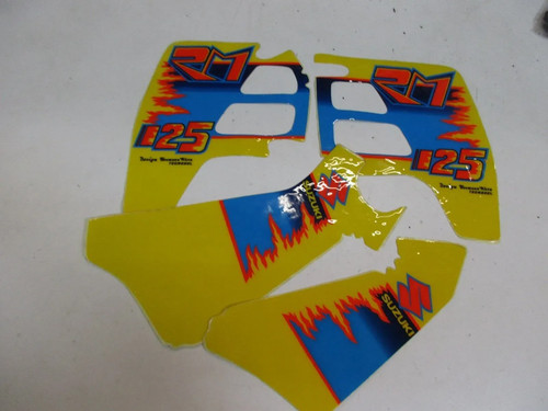 Emblem suzuki 125 dekor - 125,