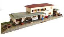 Faller Bahnhof "Neudorf" aus