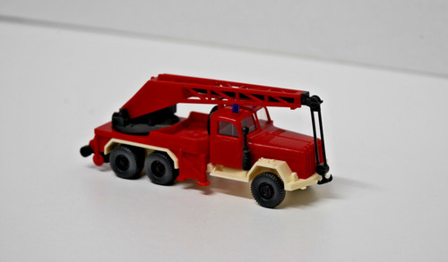 87 feuerwehrfahrzeug - h0,,