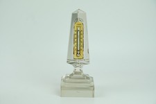 ** antikes Glas Obelisk