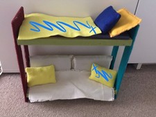 Selbstgebautes Bett für