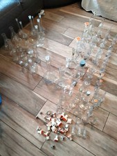 SET MIT 80 FLASCHEN BEHÄLTER