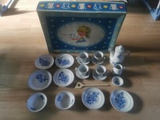 KINDER KAFFEE SERVICE GESCHIRR Spielzeug weiß-blau Kanne Tassen Teller gebraucht