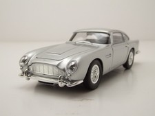 Aston Martin DB5 1964 silber
