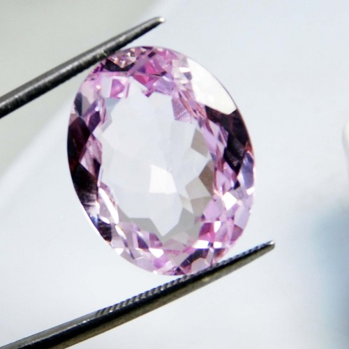 Natürlicher morganit oval cut - oval,