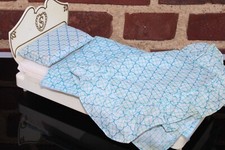 MATTEL SINDY MÖBEL K13 BETT EINZELBETT KISSEN DECKE BETTDECKE TAGESDECKE RARITÄT