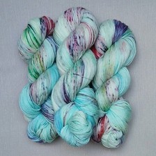 Handgefärbte Sockenwolle 100g