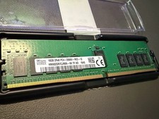 SK Hynix 4x16GB - 64 GB DDR4