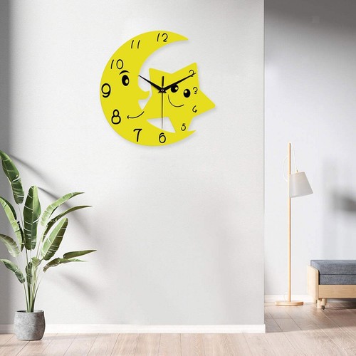 Wanduhr mit cartoon mond und - mit, cartoon-,
