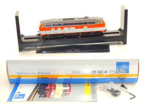 Esu 31014 diesellok - h0, 218
