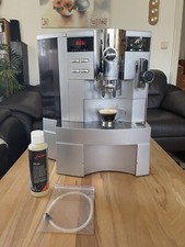 Jura Impressa XS95 One Touch OT Kaffeevollautomat mit Profi-Auto-Cappuccinatore