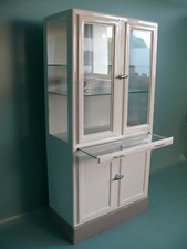 Arzt schrank vitrine 50er - vitrine,