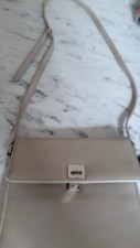 Schöne Damen Ledertasche L
