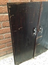 Vintage SINGER 1930/40 Holzschrank Tisch nur 2 x Türen.