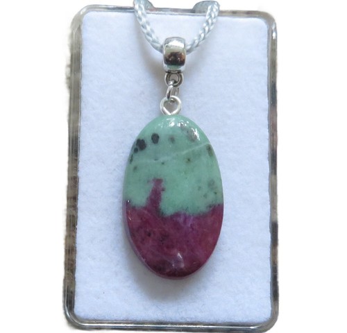 Rubin zoisit cabochon - zoisit,