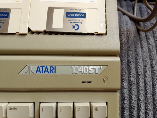 Atari 1040 mit spielen - atari, st