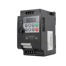 Frequenzumrichter Frequenzumrechnung 380V 1.5KW Frequenzumwandler Inverter VFD