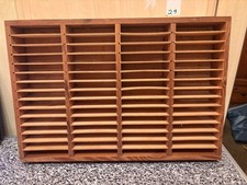 STABILES HOLZREGAL FÜR 60 MC MUSIKKASSETTEN - FARBLICH MACHT ES WAS HER