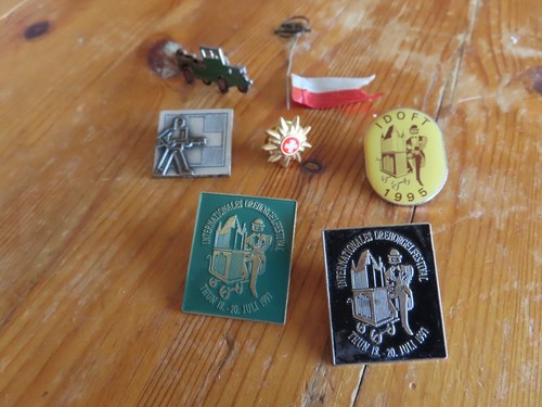 Pins und stück - und, 1