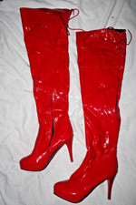 rote hohe überknie Stiefel