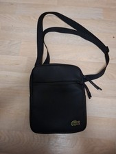 Lacoste LCST Umhängetasche