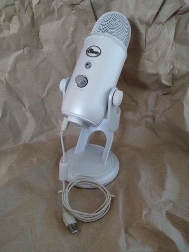 Logitech blue yeti - logitech,