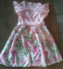 Niedliches Mädchenkleid Schmetterling Gr. 116 neu