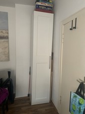 IKEA Pax Schrank mit Türgriff