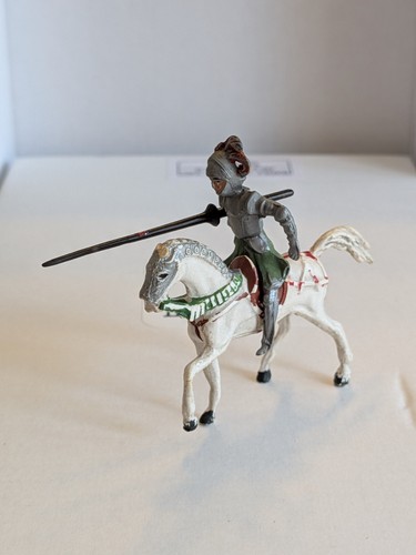 Merten ritter pferd 2 - zu,