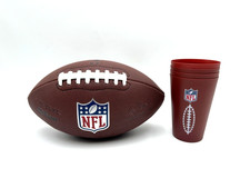 Wilson NFL Football - The Duke - offizieller Spielball - inkl. NFL Becher