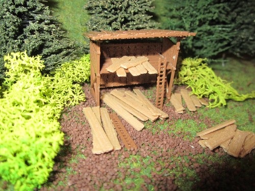 Sp1151 holzlager mit brettern - sp1151,