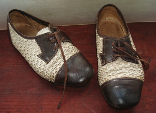 Alte kinder lederschuhe - alte,