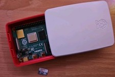 Raspberry Pi 4 Modell B (2GB RAM) inkl. 32 GB SD Karte