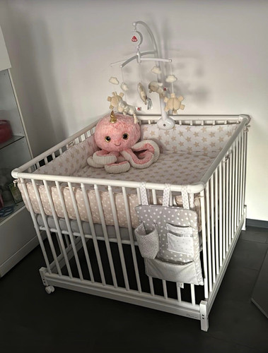 Weißes baby laufgitter - weißes, baby-laufgitter