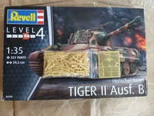 1/35 Revell 03249 Tiger II mit
