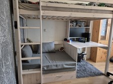 Hochbett 'Goliath' mit Tisch, Sofa und Gästebett und Geheimfach 