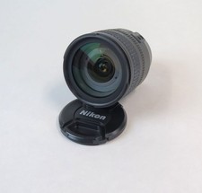 Nikon DX  AF-S Nikkor 18-70mm