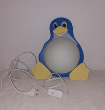 schöne Kinderlampe Pinguin, Wandleuchte in Pinguin ?  Form, Größe ca 30 x 30