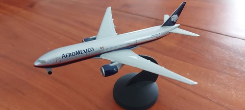 Flugzeugmodell boeing 777 200 - flugzeugmodell, 777-200