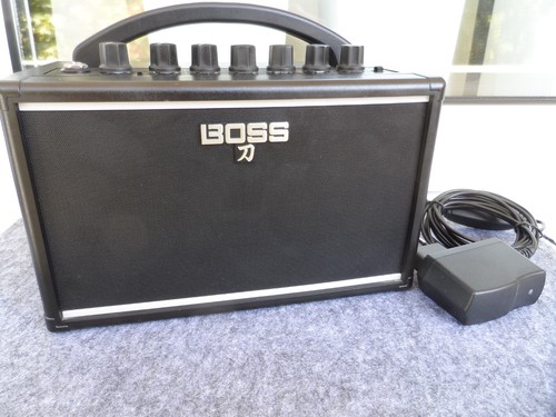 Boss katana mini rock amp - rock,