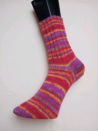 Handgestrickte socken gr - handgestrickte, 🧦gr