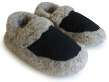 Hüttenschuhe, Hausschuhe  aus 100% Schafwolle, Lammwolle, Schaffell, Leder Sohle