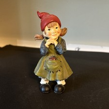 Gnomelette- Troll - Mädchen Mit Schürze