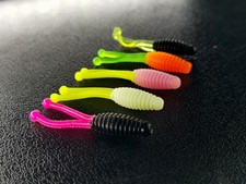 5CM SOFT BAIT GRUB WORM TWO TAIL 10X 2 JE FARBE FÜR FORELLE & BARSCH 